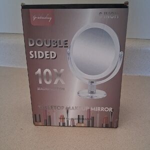 Double-Sided 10X Magnification Makeup Mirror - Silver
